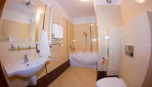 One-Bedroom Apartment (2 Adults)