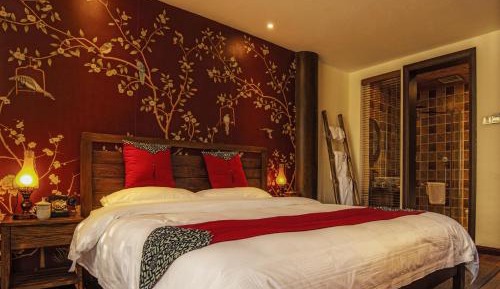 Double Room with Courtyard View-free pick up available from train station for minimun 2 nights stay