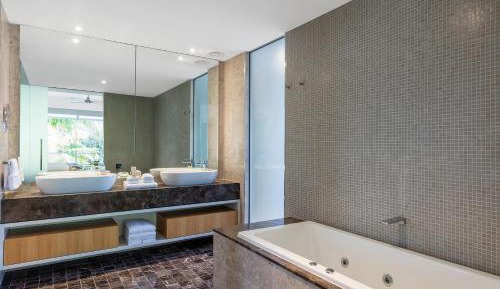 Enclave Luxury Three-Bedroom Villa