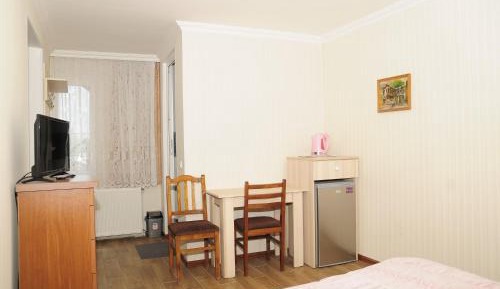 Twin Room with Private Bathroom