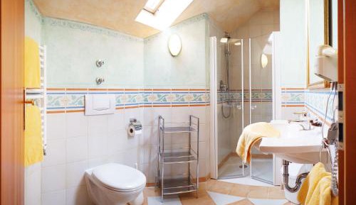 Suite with Garden View