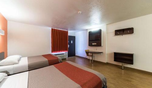 Quadruple Room - Non-Smoking