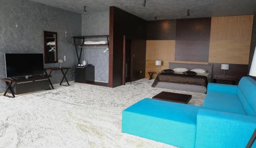 Apartment with Lake View