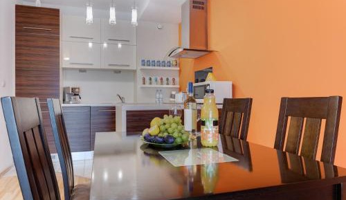 Superior One-Bedroom Apartment with Balcony