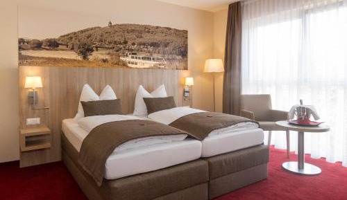 Double or Twin Room with Shower