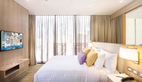 SkyView Executive Suite