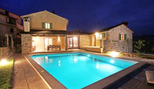 Deluxe Villa