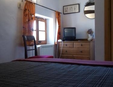Double Room with Shared Bathroom