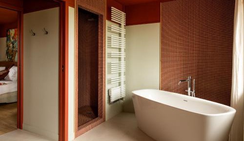 Deluxe Double Room with Bath