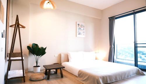 Queen Room with Balcony