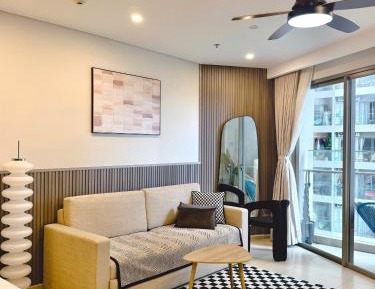 Studio Apartment with Balcony