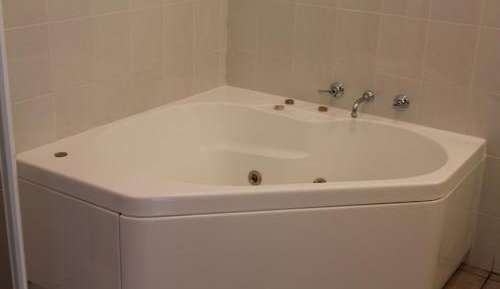 Deluxe Double or Twin Room with Spa Bath