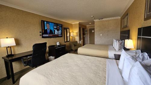 Queen Room with Two Queen Beds