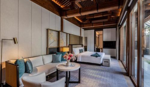 Grand Residential Courtyard