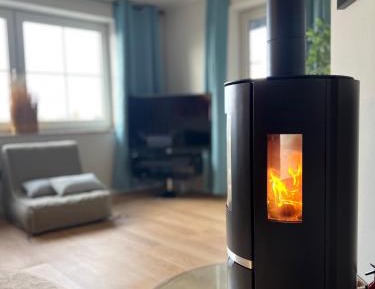 Three-Bedroom Apartment with Balcony