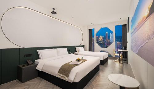 Twin Room with View