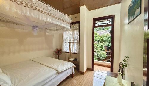 Queen Room with Balcony