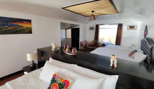 Triple Room with Lake View