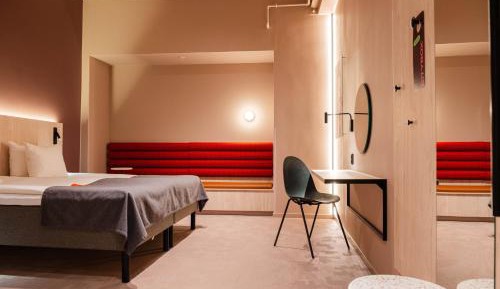  Double Bed Room - without window