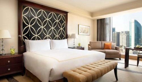 Fairmont Gold Room with Fairmont Gold Lounge Access