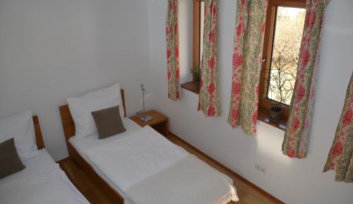 Twin Room with Bathroom