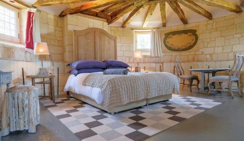 La Tour d'Aubigny 15th century - 2 bedrooms