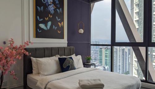 Studio with Spa Bath