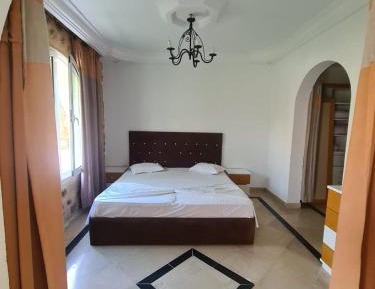 Deluxe One-Bedroom Apartment with Garden View