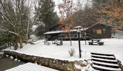 Three-Bedroom Vacation Home 