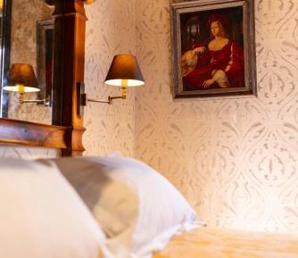 Queen Room with Garden View