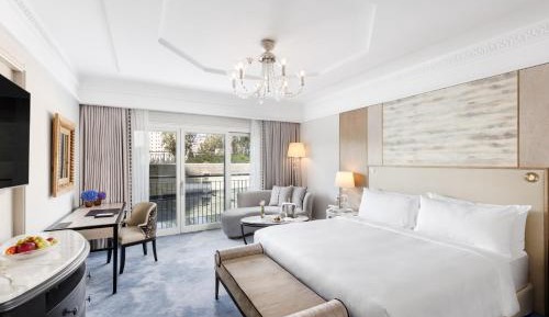 Premier Deluxe Twin Room with Balcony