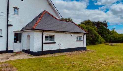 Single Room with Private Bathroom