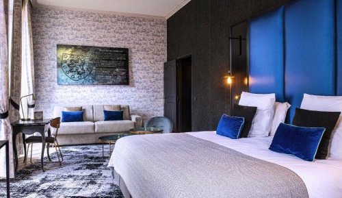 Privilege Double Room with One Double Bed and One Sofa