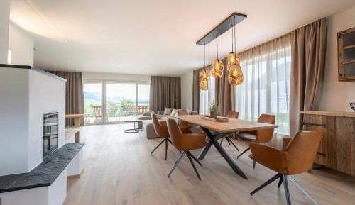 Four-Bedroom Deluxe Apartment