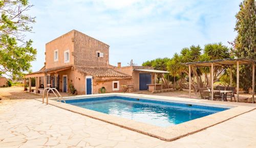 Villa with Garden View