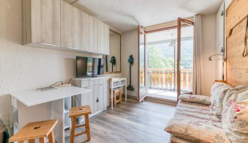 Superior One-Bedroom Apartment with Balcony