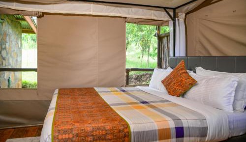 Family Room with Garden View