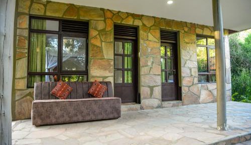 Family Room with Garden View