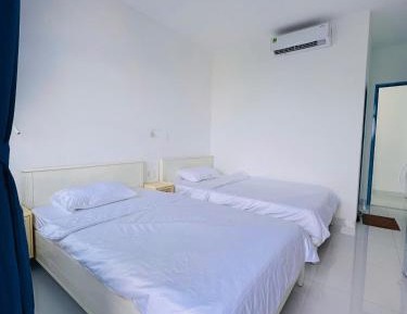 Twin Room with Balcony