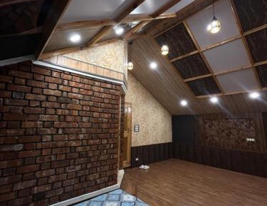 Family Room with Mountain View