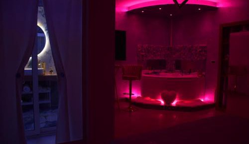 Queen Room with Spa Bath