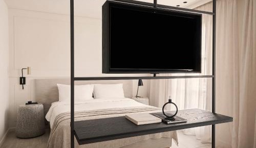 Deluxe Junior Suite with Balcony