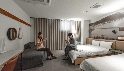 Twin Room - Non-Smoking