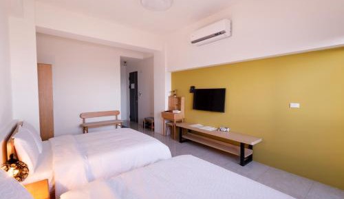 Deluxe Quadruple Room