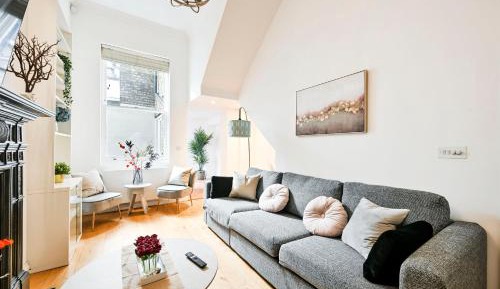 Apartment with Terrace