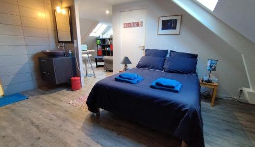 Double Room with Private Bathroom