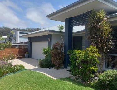 One-Bedroom Premier Apartment