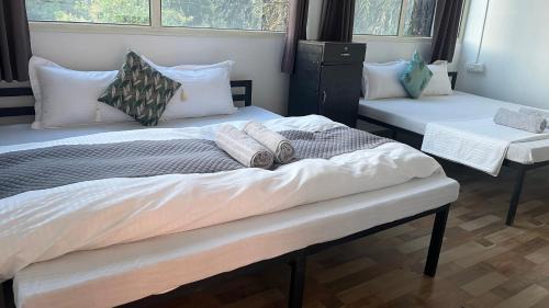 Quadruple Room with Mountain View