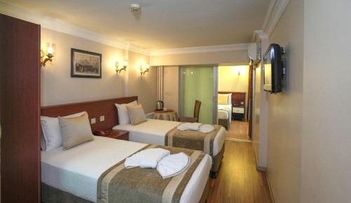 Economy Quadruple Room