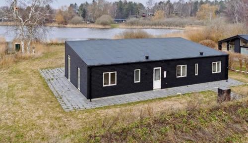Three-Bedroom Vacation Home 